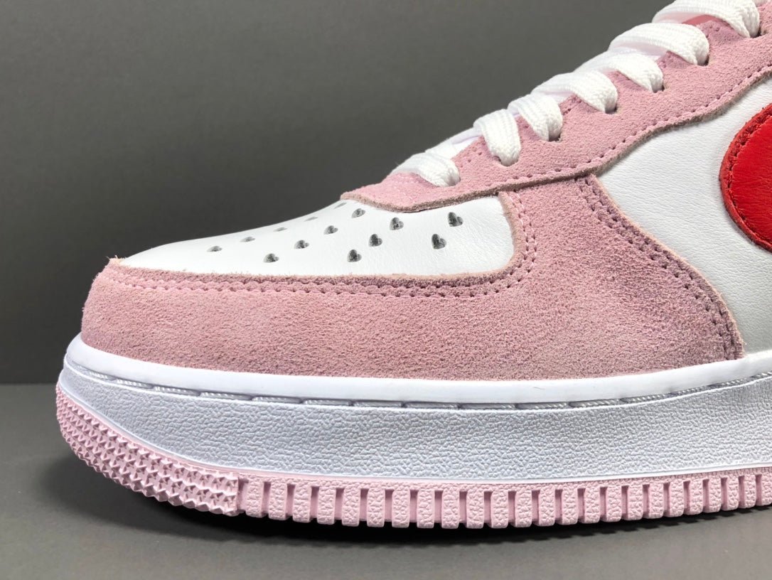 NIKE AIR FORCE 1 x VALENTINES DAY LOVE LETTER