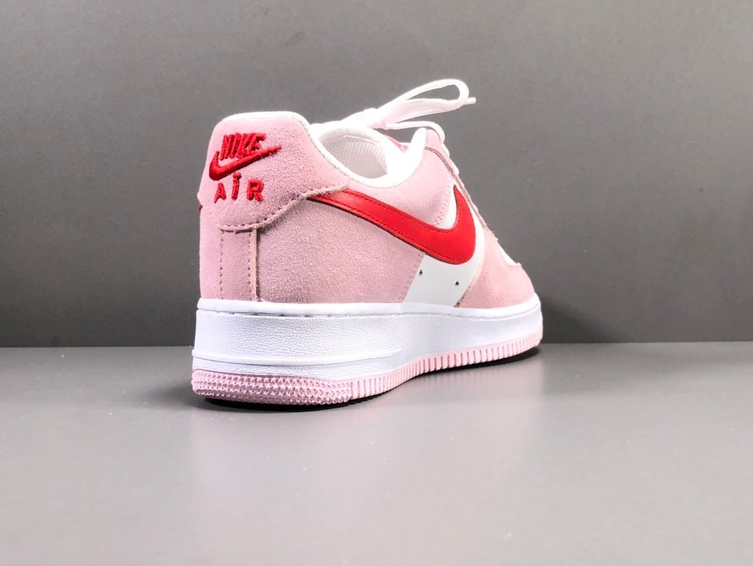 NIKE AIR FORCE 1 x VALENTINES DAY LOVE LETTER