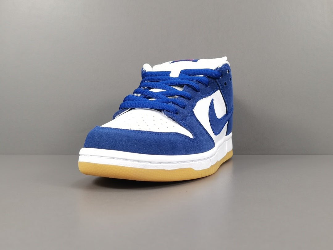 NIKE SB DUNK x LOS ANGELES DODGERS